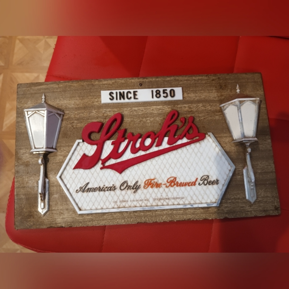 Vintage Stroh's Beer Bar Sign.